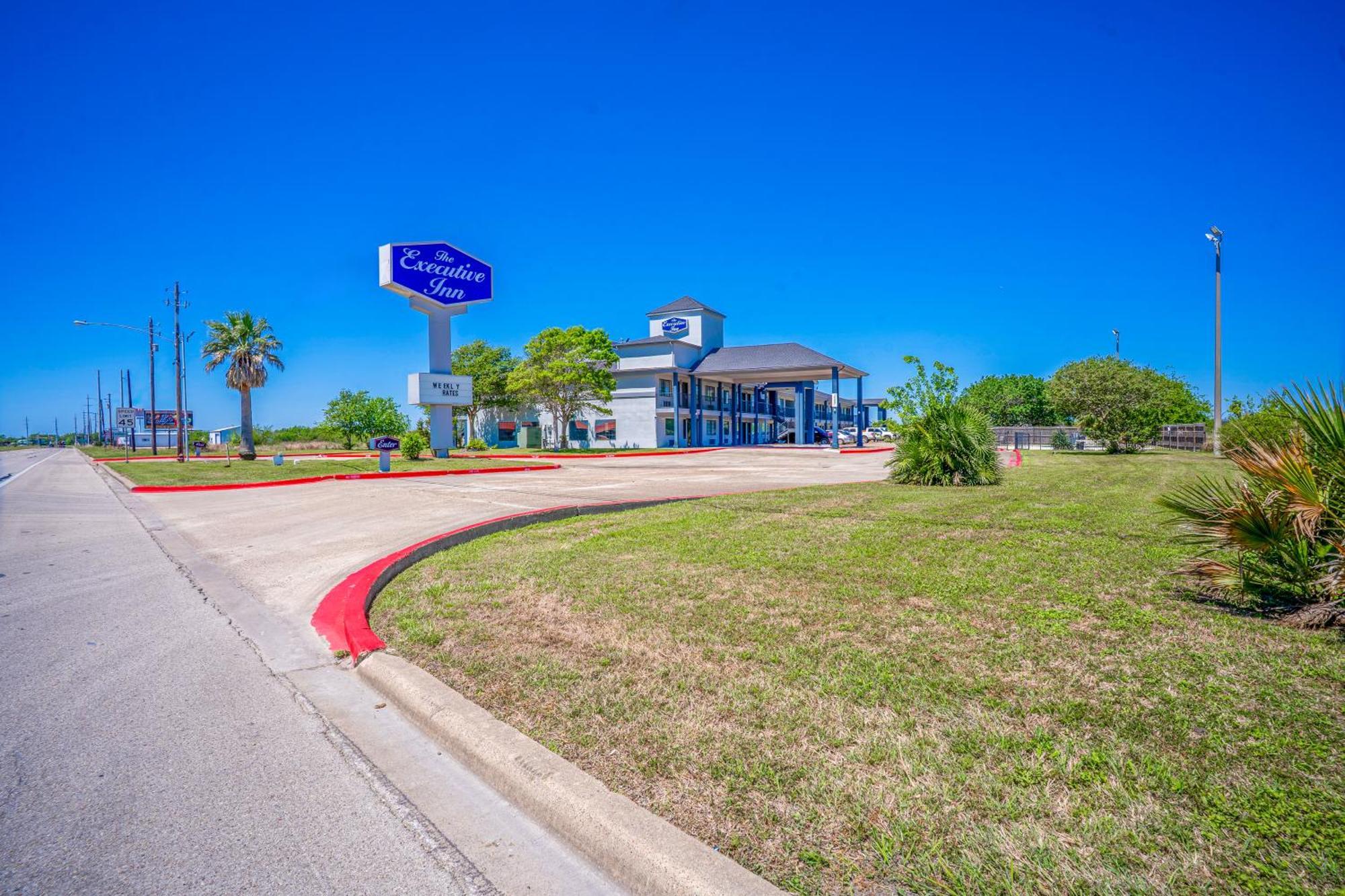 Executive Inn Port Lavaca By Oyo Экстерьер фото